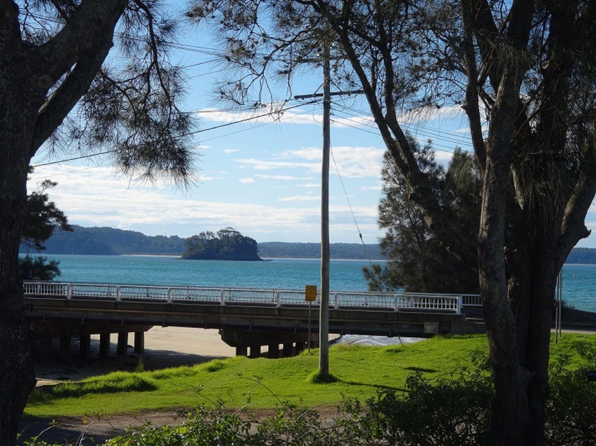 Caseys Beach Holiday park Sunshine Bay